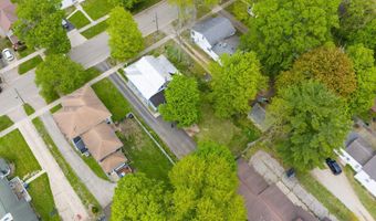 417 Monroe St, Allegan, MI 49010