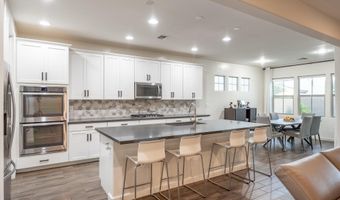 923 W YELLOWSTONE Way, Chandler, AZ 85248