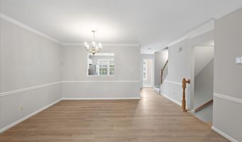 299 S PICKETT St, Alexandria, VA 22304