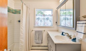 2487 S 6TH St, Allentown, PA 18103