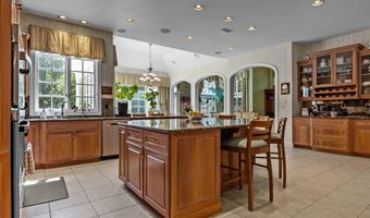 1049 MCKEAN Rd, Ambler, PA 19002