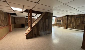 4 Noonan Ln, Albany, NY 12209