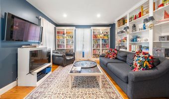 50 0 Indian Trl, Barnstable, MA 02630