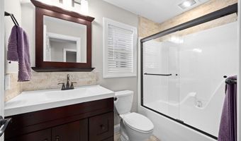 5701 Marine Rd, Alhambra, IL 62001