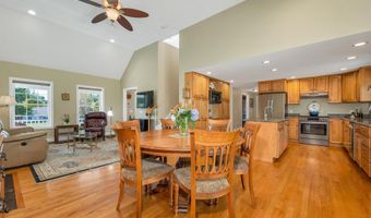 54 Liberty Ln, Barrington, NH 03825