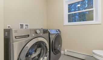 603 Limerick Rd, Arundel, ME 04046