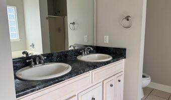 1617 Devon Dr, Albany, GA 31721
