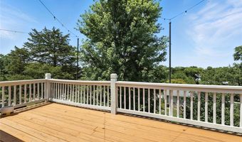 2925 Mahogany Ln, Arnold, MO 63010