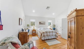 73 Oceanwoods Dr, North Kingstown, RI 02852