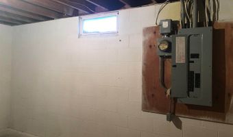 18546 140th St, Akron, IA 51001