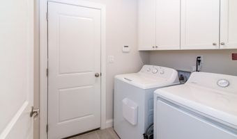 2544 Oxford Cir, Ann Arbor, MI 48103