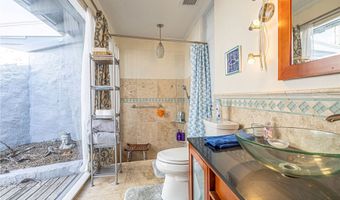 189 Driftwood Dr, City By The Sea, TX 78336