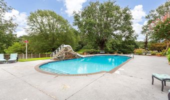 4221 CHOCTAW St, Anniston, AL 36206