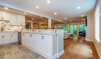 11 Hampton Rd 22, Coventry, RI 02816