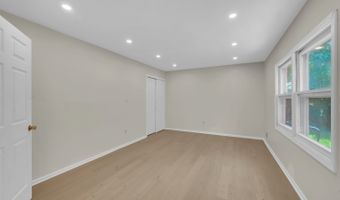 458 Woodhaven Blvd SE, Bayville, NJ 08721
