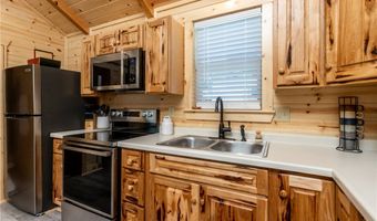 12 14 16 18 Montana Ave, Absarokee, MT 59001