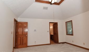 1250 Bur Oak Ct, Avon, IN 46123