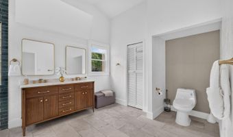317 W KING St, Orlando, FL 32804