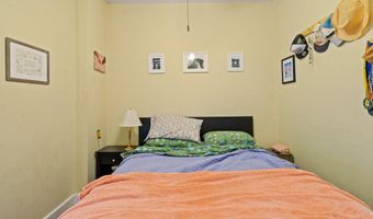 687 Myrtle Ave, Albany, NY 12208