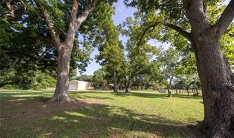 622 E San Antonio St, Alto, TX 75925