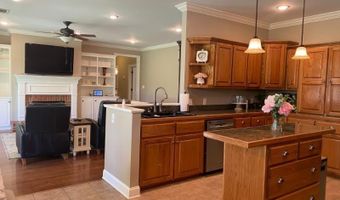 368 Lake Rd, Belden, MS 38826
