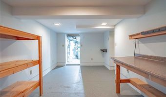 4165 E Texas Rd, Allentown, PA 18103