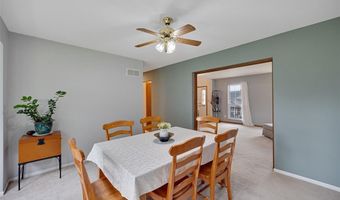 2371 Riverbluff Dr, Arnold, MO 63010