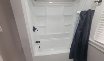 12 Division St A, Danbury, CT 06810