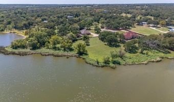 1701 W Lake Shore Dr, Alvarado, TX 76009