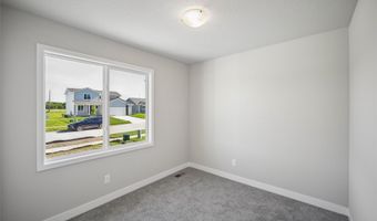 25084 Bluebird Cir, Adel, IA 50003