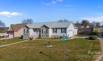 100 Lindsay Dr, Archdale, NC 27263