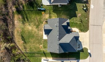 4686 N Elk Creek Dr, Bel Aire, KS 67226