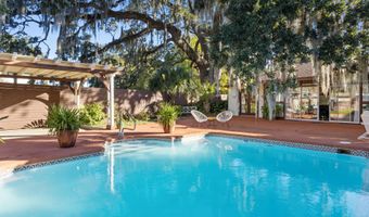 128 Lee St, Biloxi, MS 39530