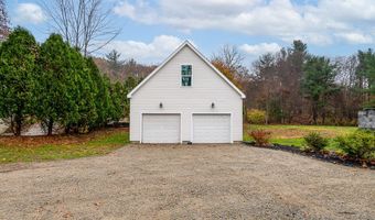 853 Oxford St S, Auburn, MA 01501