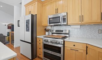 223 E 2050 N, Centerville, UT 84014