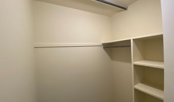 301 N BEAUREGARD St N 122, Alexandria, VA 22312