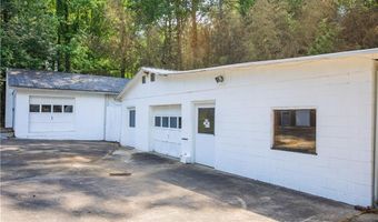 1856 Old Farmer Rd, Asheboro, NC 27205