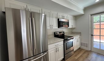 4059 Yankee Dr, Agoura Hills, CA 91301