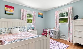 1 Teakwood Dr, Cumberland, RI 02864