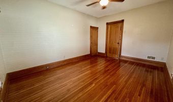 911 Pine St, Atlantic, IA 50022