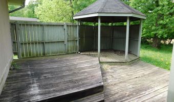 823 Hidden Acres Dr, Bedford, IN 47421