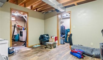 901 Geneva Dr, Alexandria, MN 56308