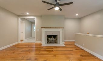 575 North St, Agawam, MA 01030