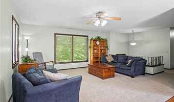 108 Westside Dr, Atchison, KS 66002