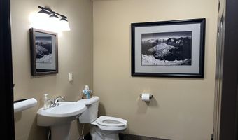 725 NW Broadway St, Bend, OR 97703