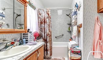 824 OWL CREEK Ave, Cheyenne, WY 82007