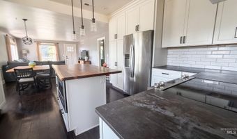 5800 N Gary Ln, Boise, ID 83714