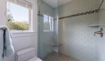 77 Pond Shore Dr, Charlestown, RI 02813