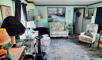 15 E St, Bangor, ME 04401