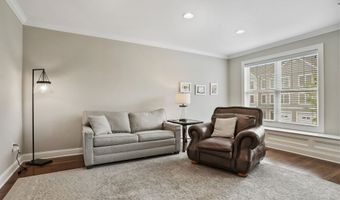 206 Copper Square Dr 206, Bethel, CT 06801